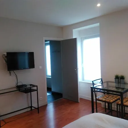 Appartement Studio, 128 Rue Jean Jaurès *