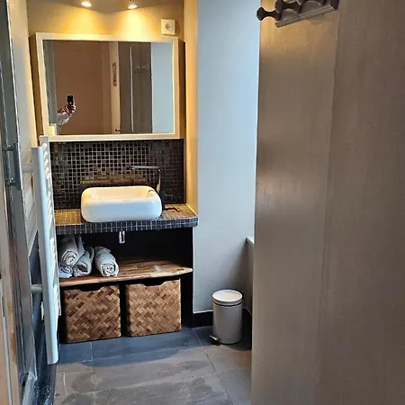 Appartement Studio, 128 Rue Jean Jaurès